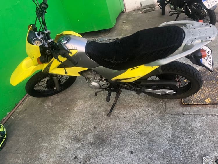 Moto Bros150 - R$ 7.900