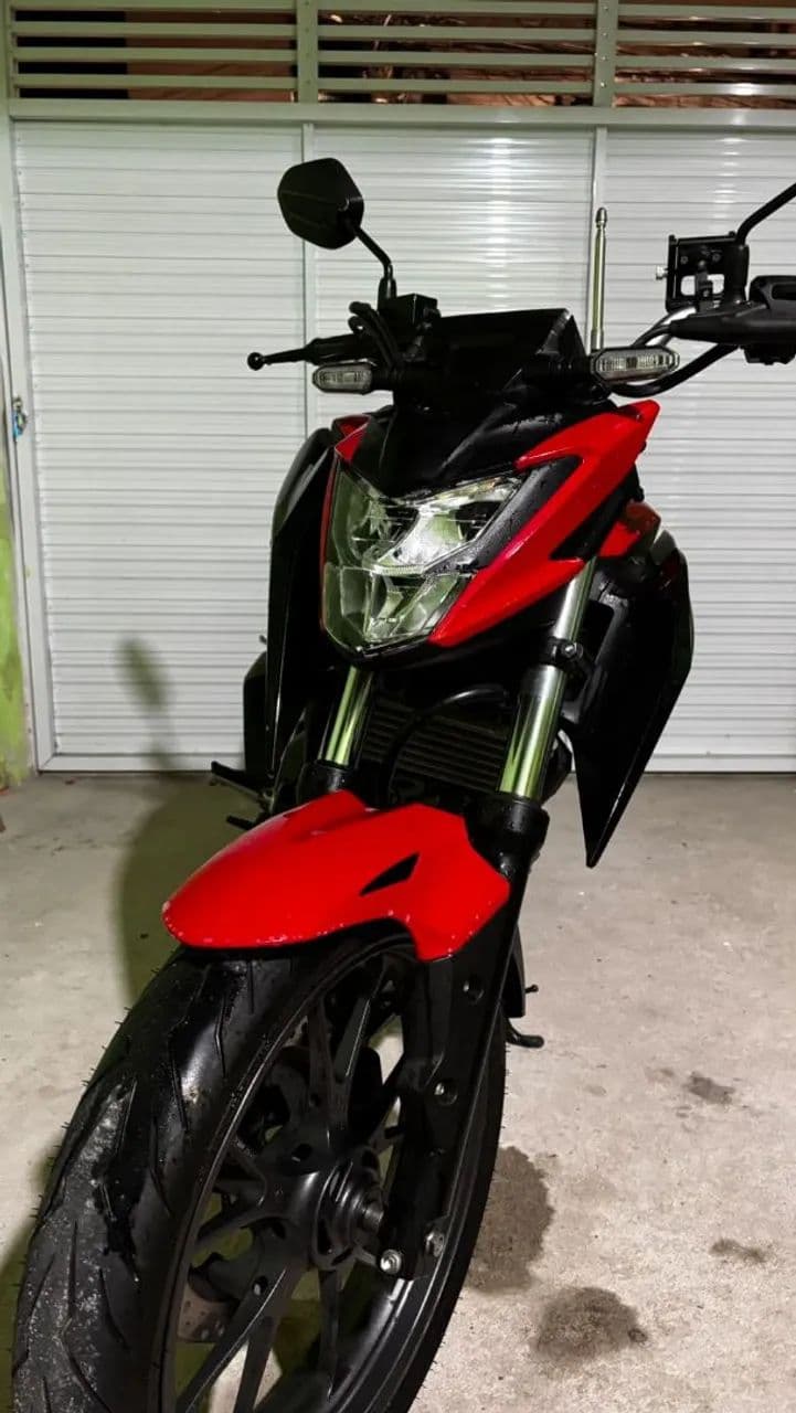 CB300F Honda