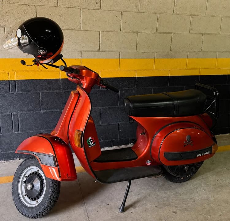 Vespa reformada