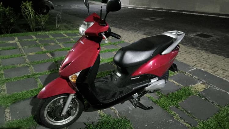 Honda Lead 110 automática 2013