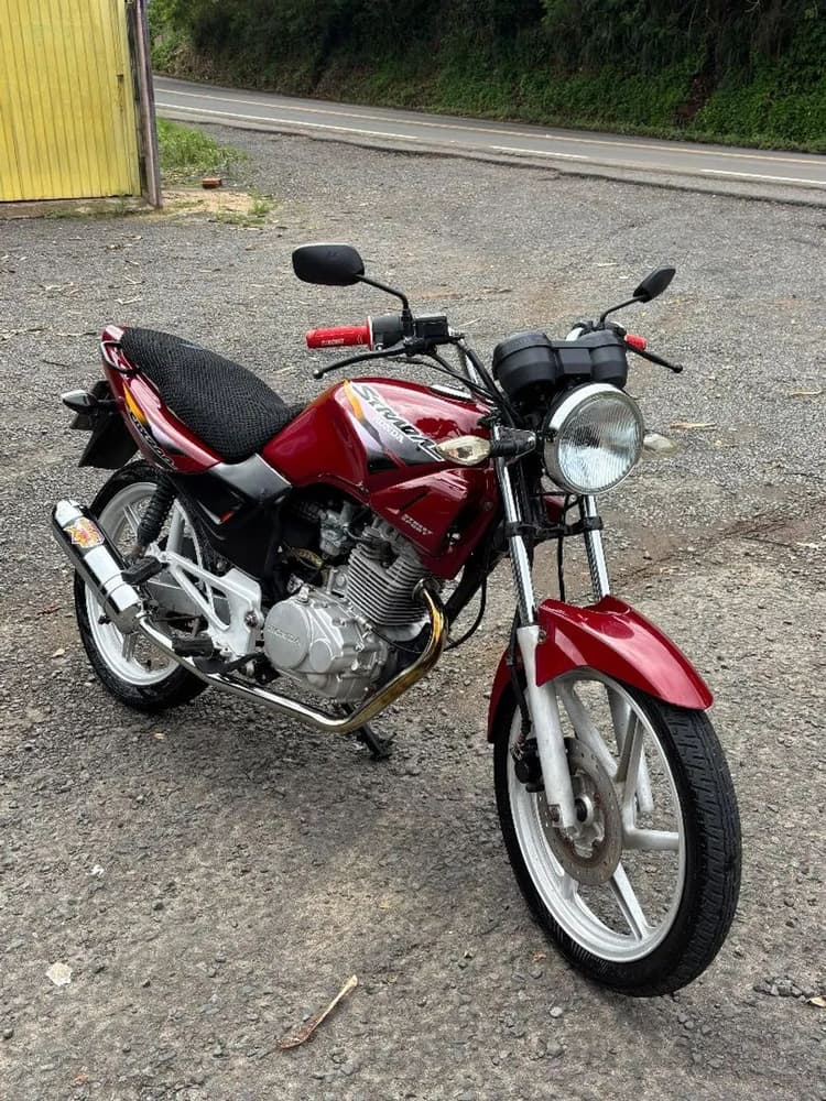 ? CBX STRADA 200 - ANO 2001 ?
