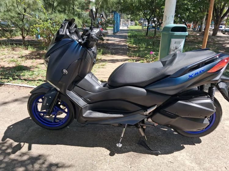  Yamaha Xmax 