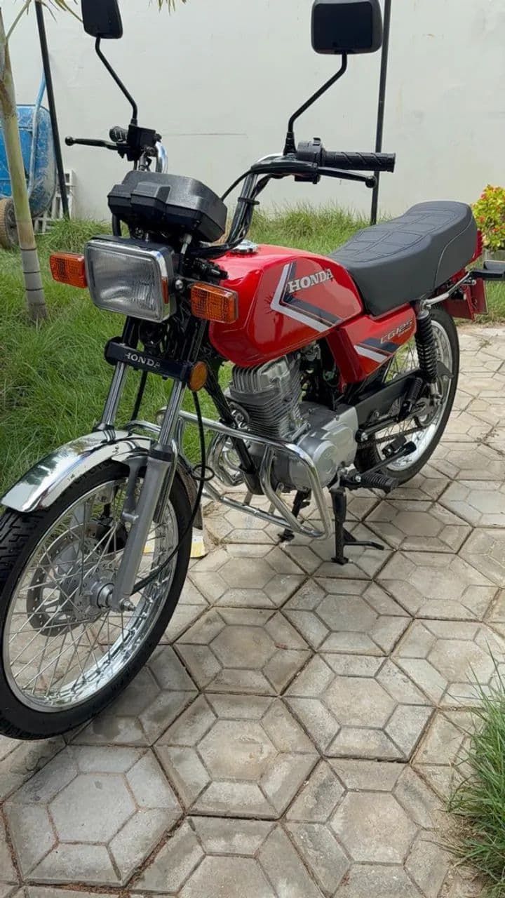 CG 125 1985