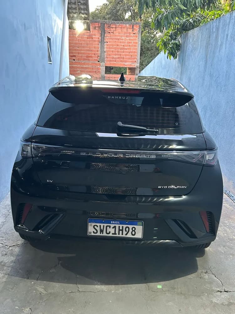 BYD Dolphin EV (Elétrico) 2025
