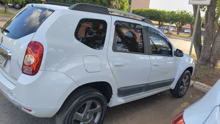 Renault Duster Dynamique 2.0 Hi-flex 16V Mec. 2013