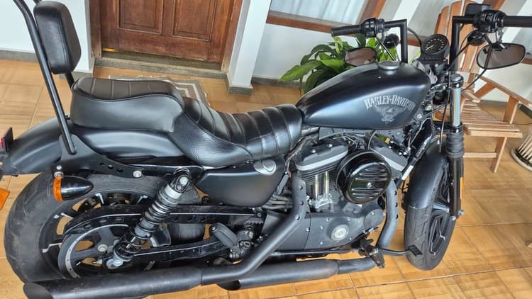 HD Iron 883