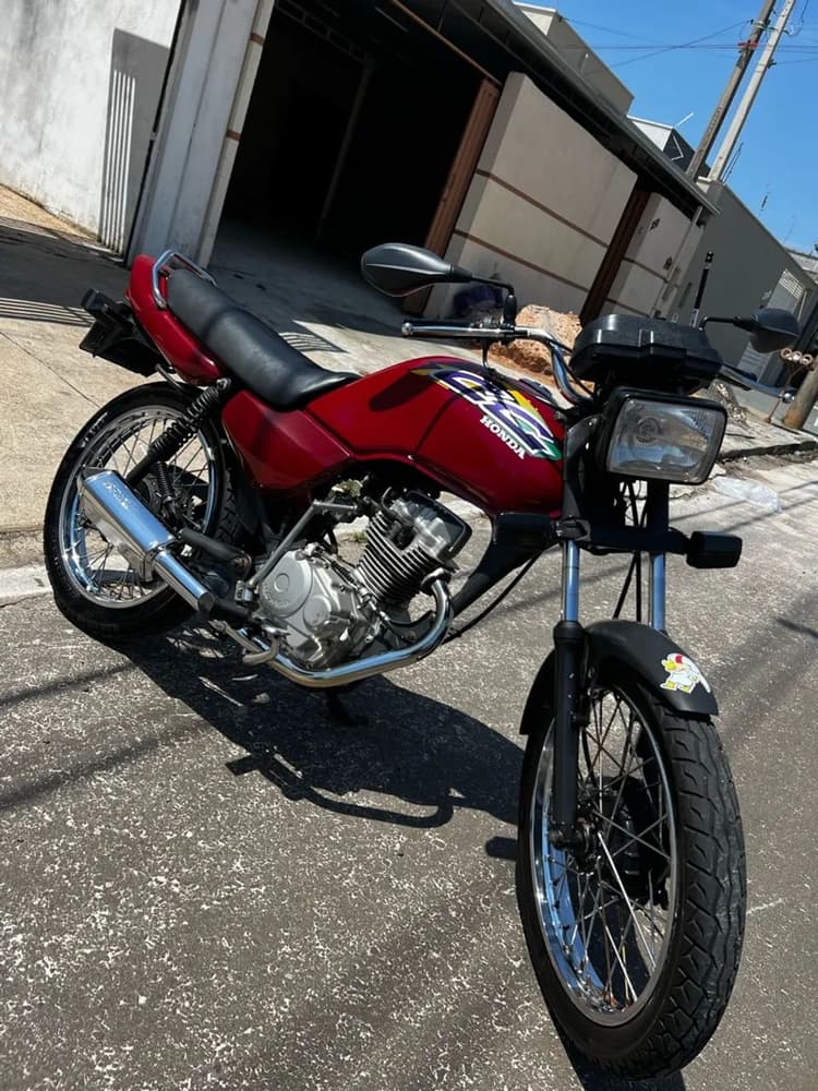 Cg Titan 125cc 1997. 