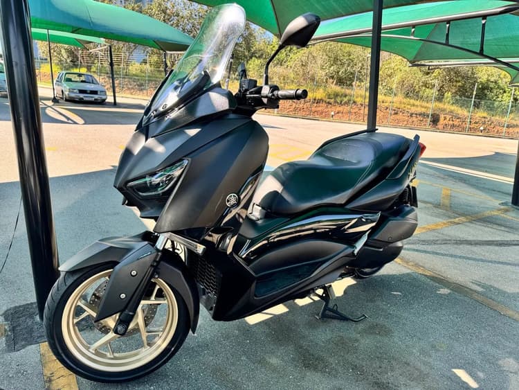 Xmax 2021 - impecável 