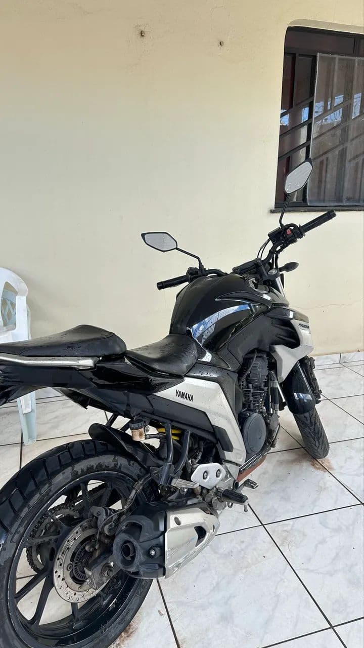 Fazer25 250