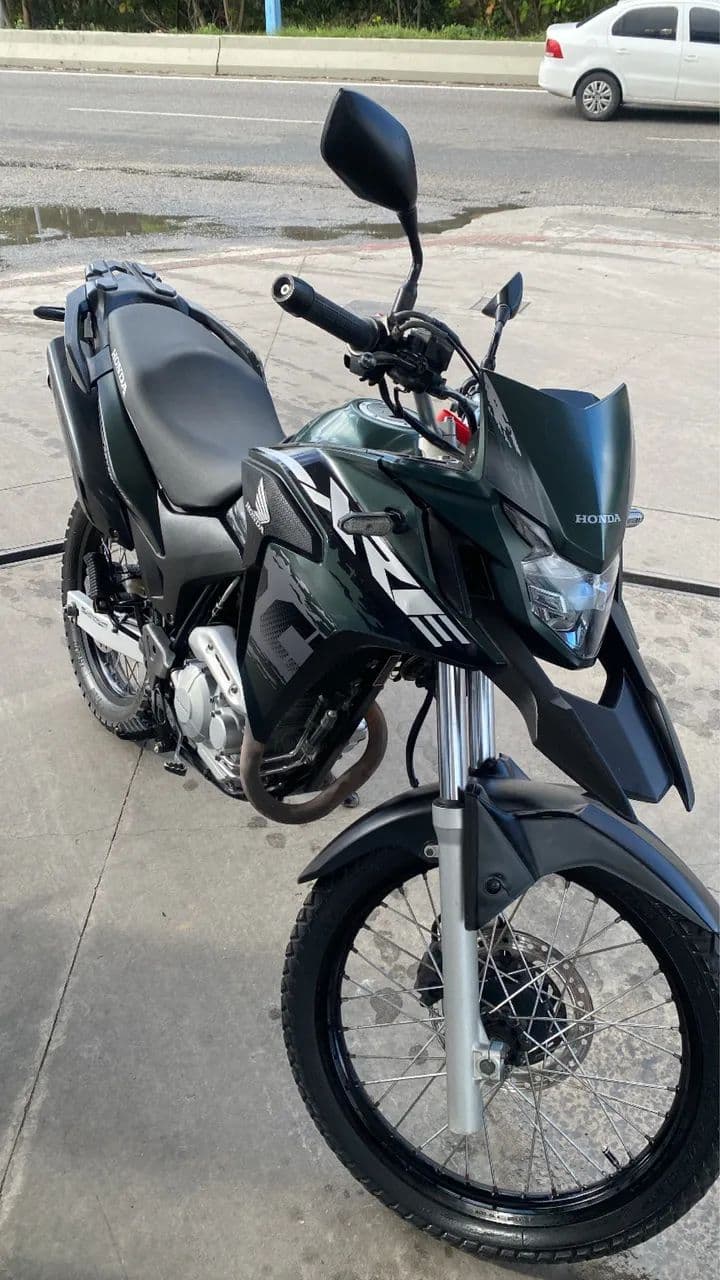 Vendo xre 2019