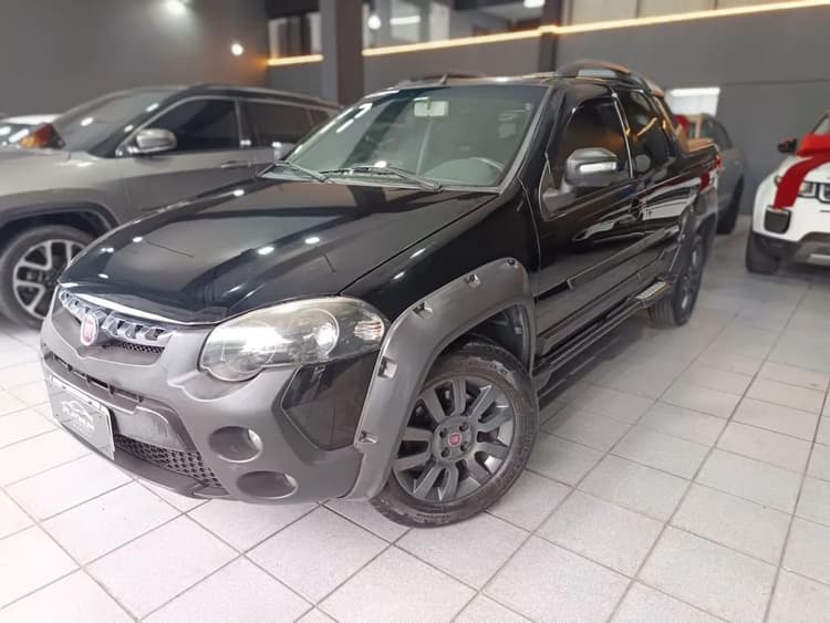 Fiat Strada Adv.ext./ Ext. 1.8 Locker Flex CD 2017