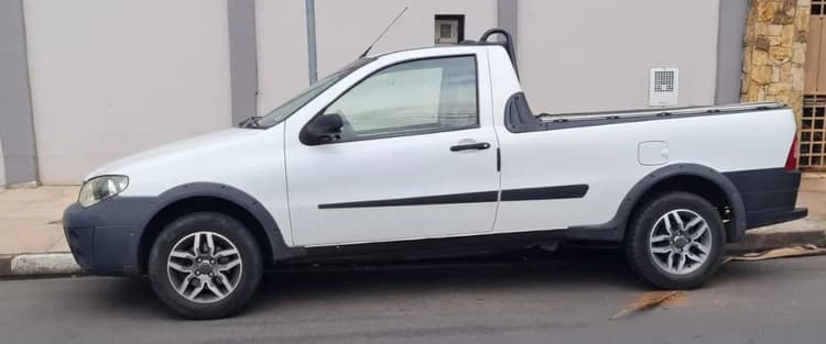 Fiat Strada 1.4 MPI Fire Flex 8V CS 2010