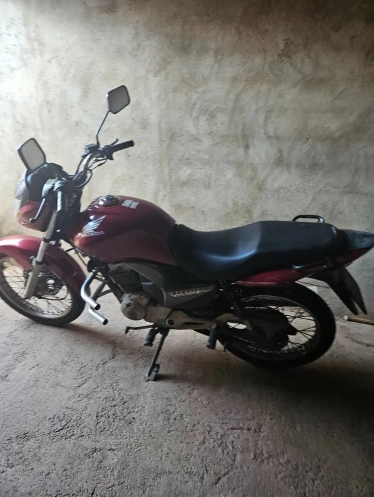 Titan 150 2013 vermelha