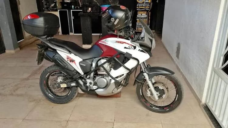Transalp 700