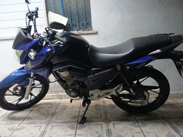 Vendo Titan  160