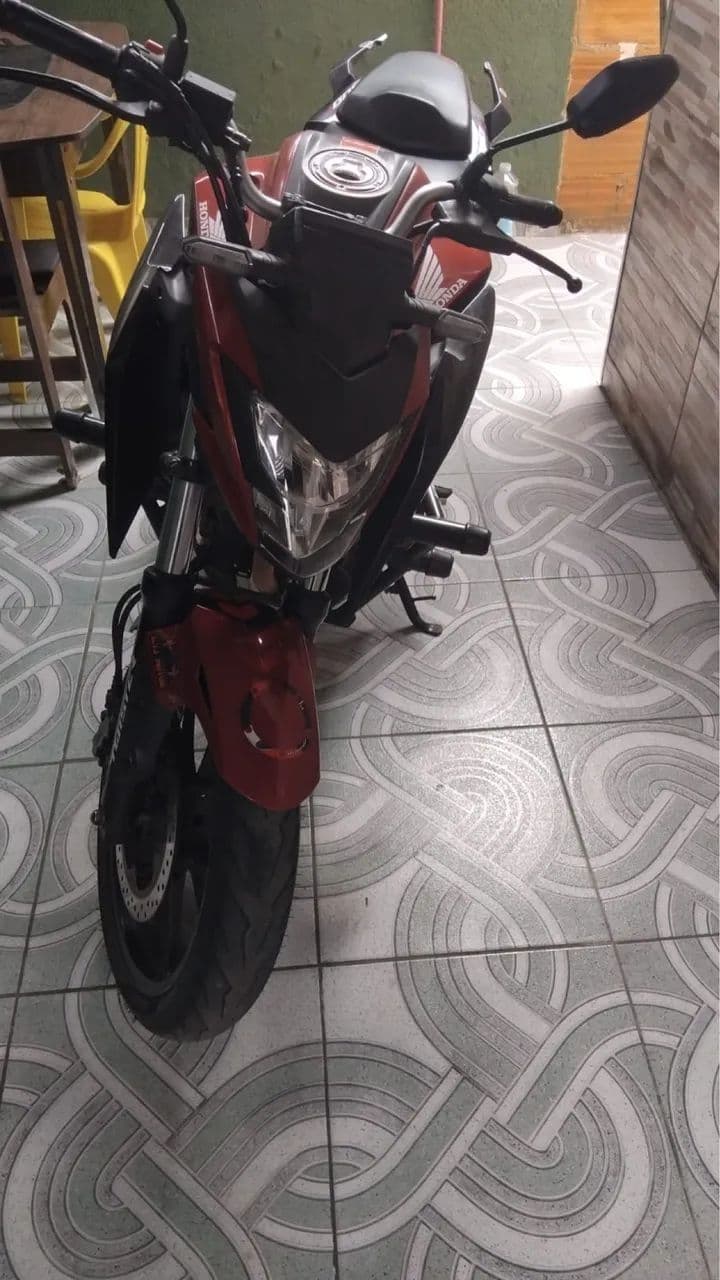 CB 300 F