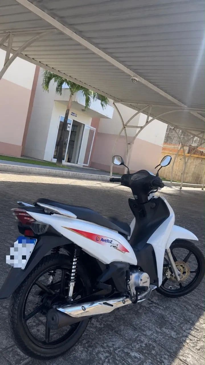 Moto a venda