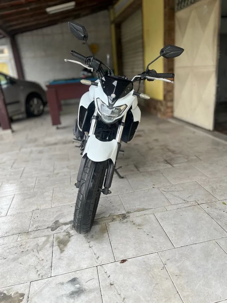 Fazer 250