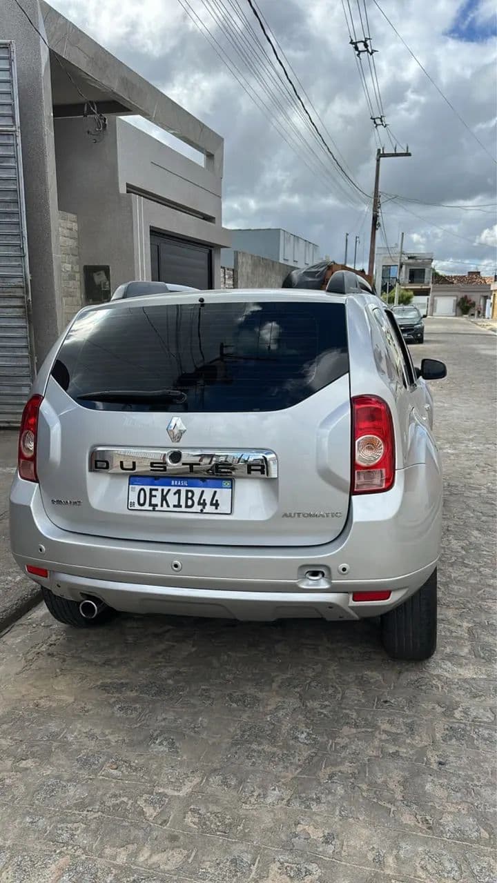 Renault Duster Dynamique 2.0 Hi-flex 16V Aut. 2013