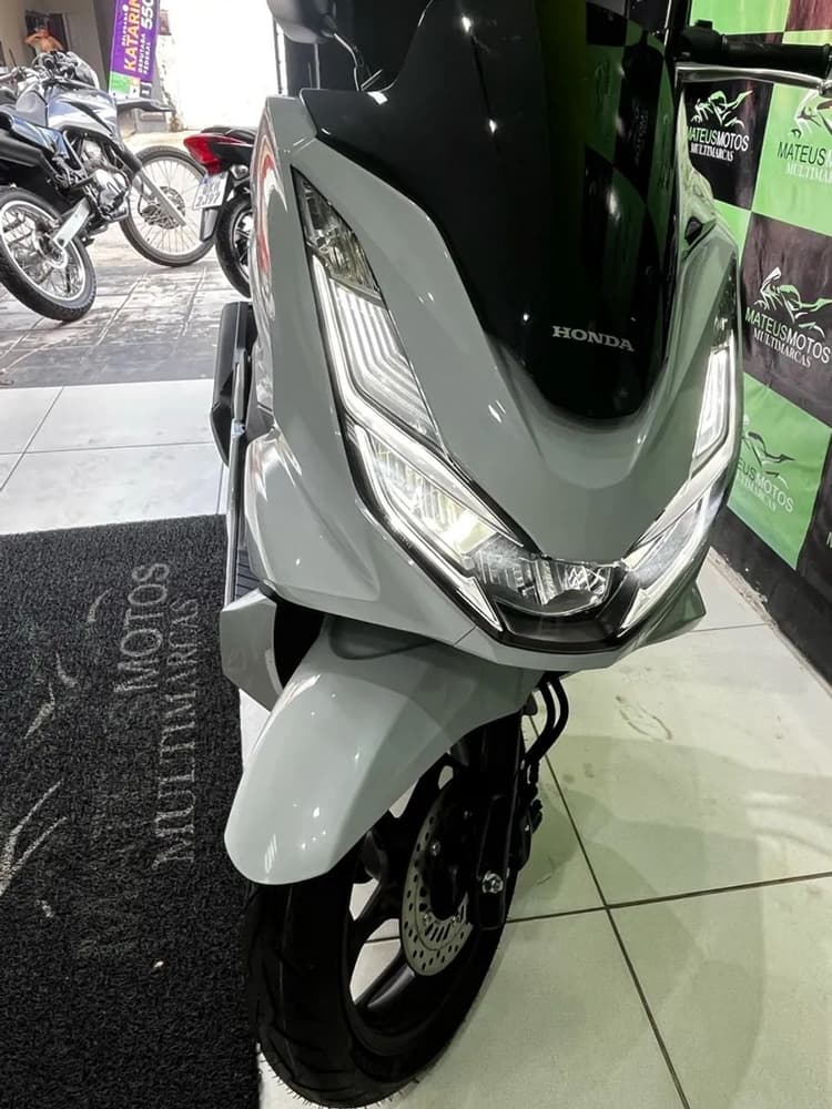 Vendo troco e financio pcx 2027