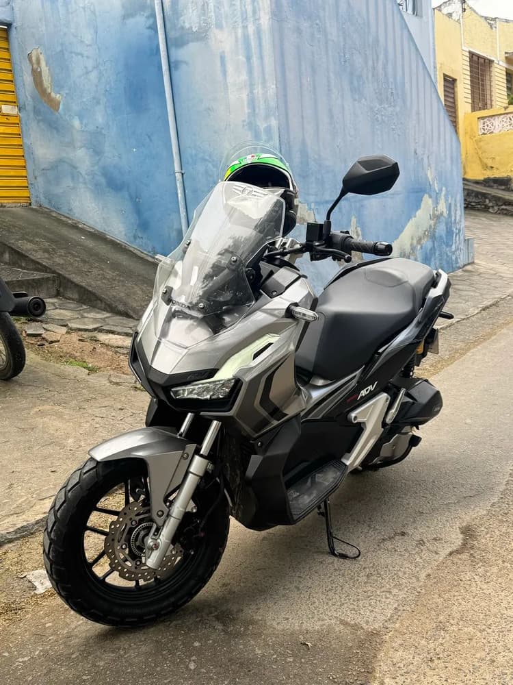 Honda ADV estado de Zero KM ! 