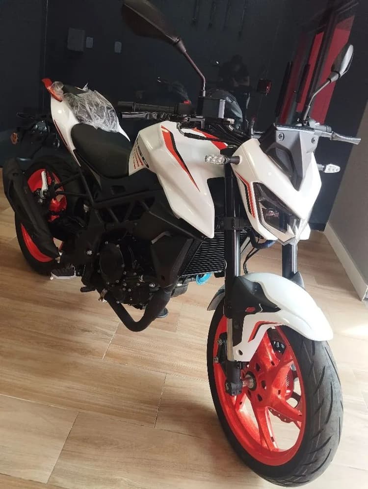MOTO COM ATÉ ZERO DE ENTRADA 