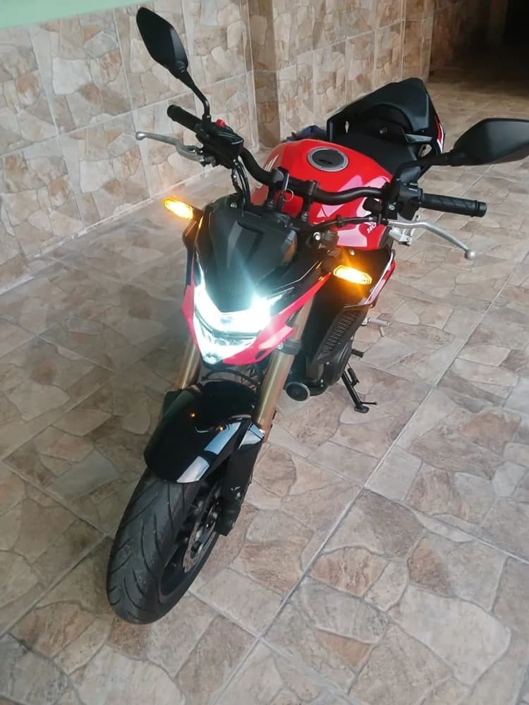 Vendo uma cb 500f 