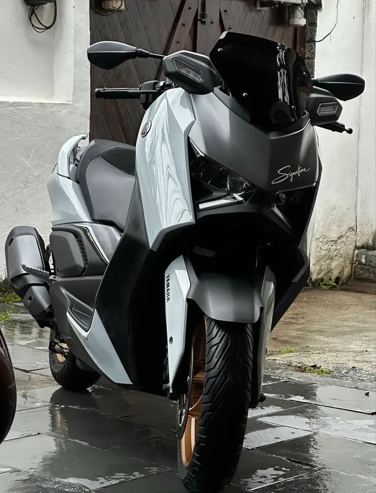Xmax 300 2026