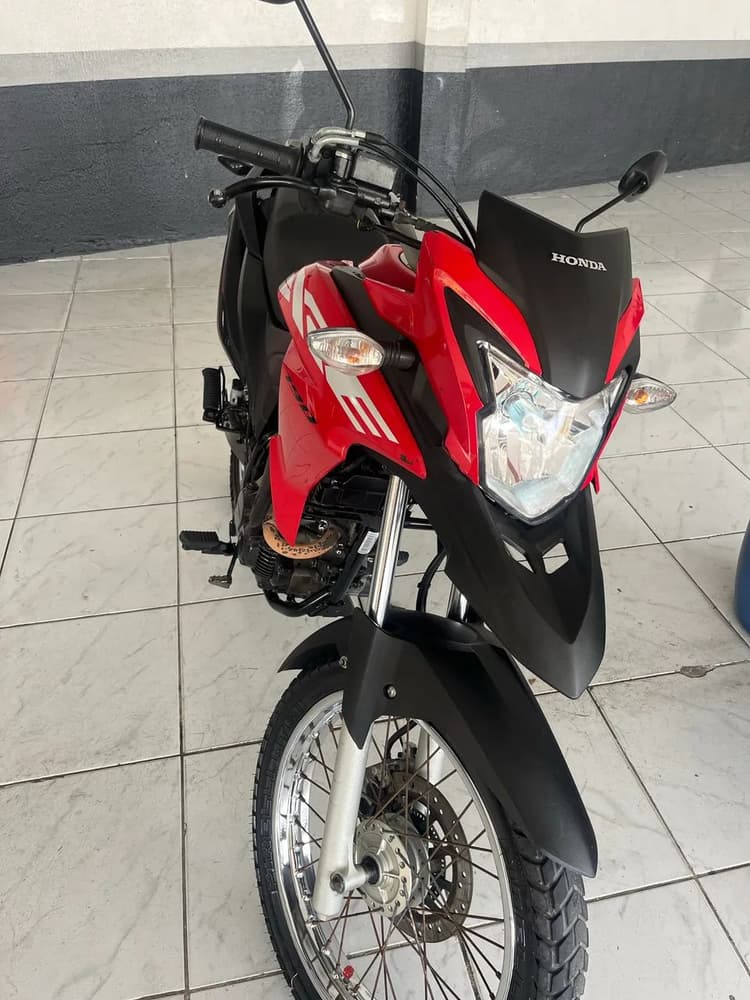 vendo xre  2024.  85 989903915 