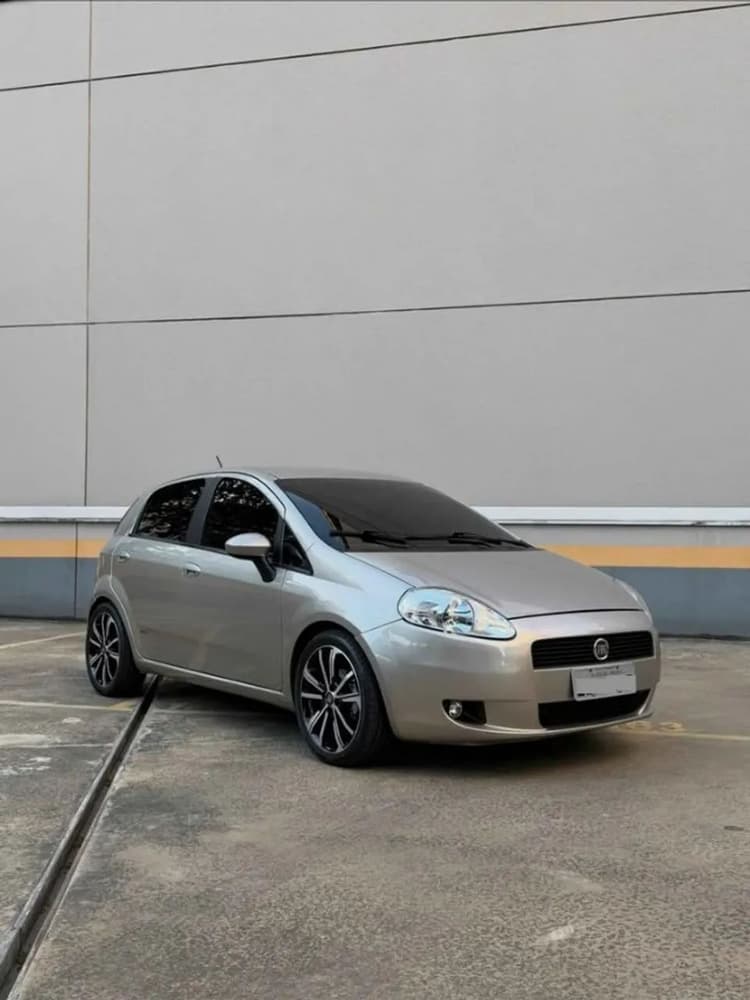 Fiat Punto Essence 1.6 Flex 16V 5P 2012