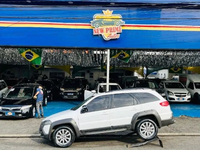 Fiat Palio Weekend Adventure Locker 1.8 Flex 2017