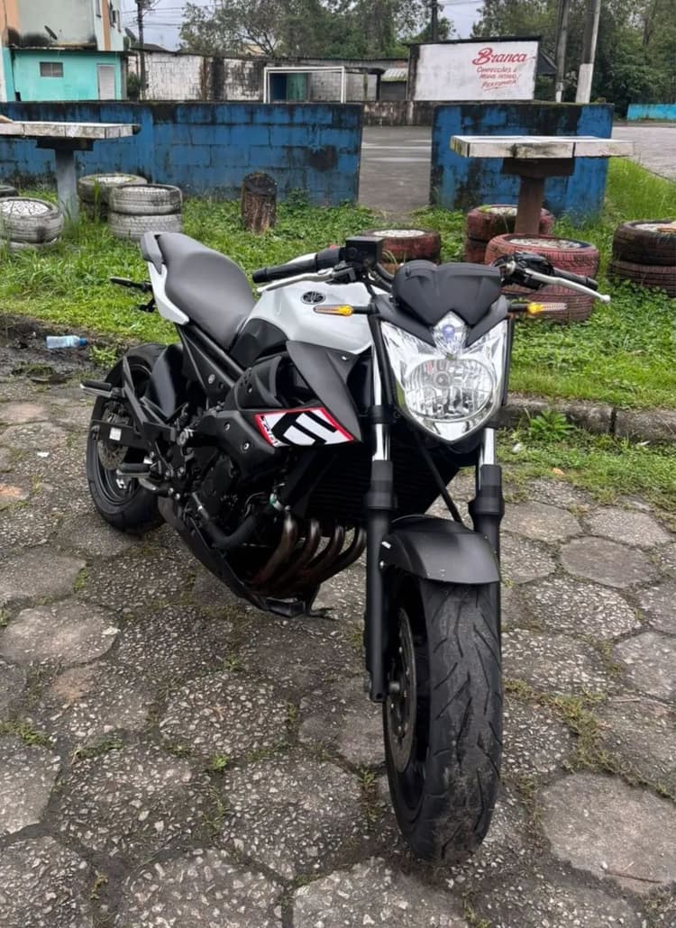 Xj6 2012 