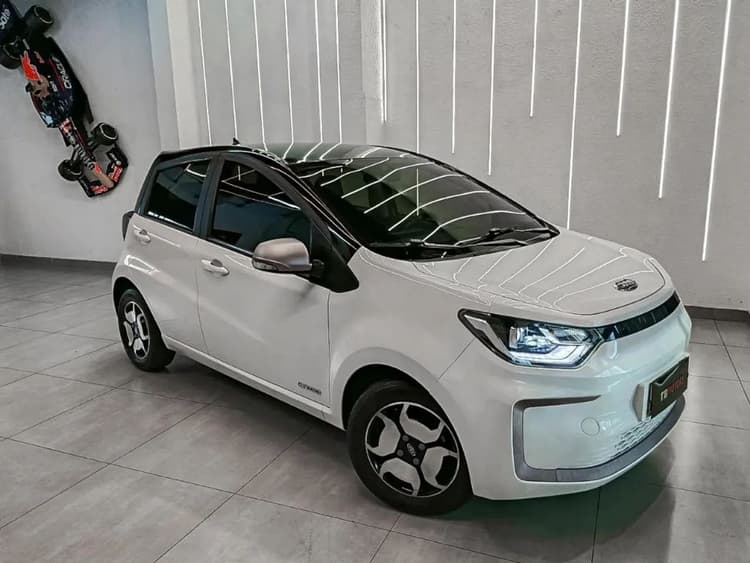 JAC E-JS1 62cv 5P Aut. (elétrico) 2023
