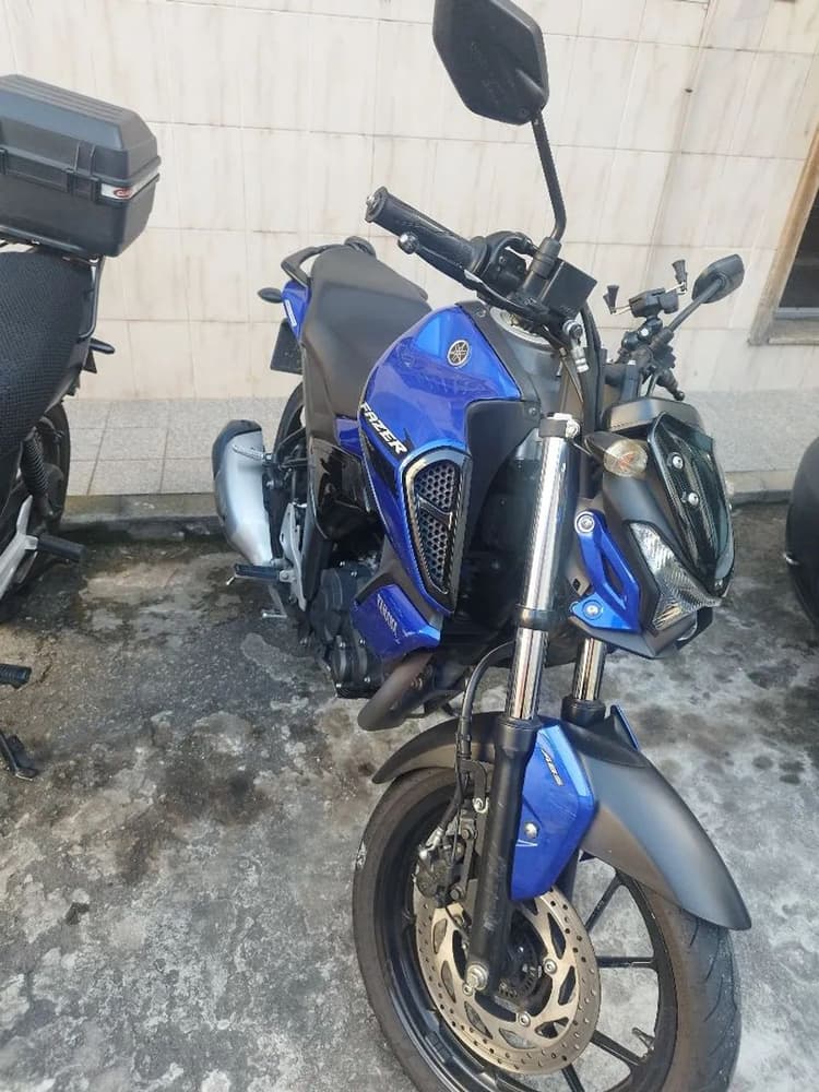 FZ15 azul 2024 