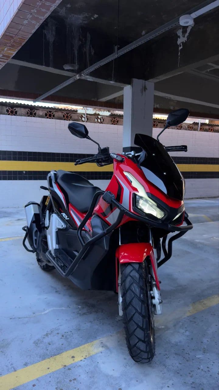 Honda ADV 150 