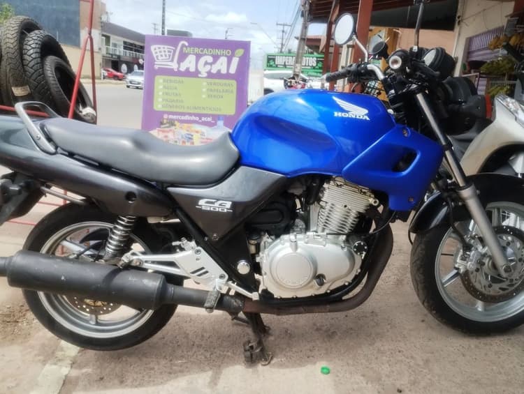 CB 500