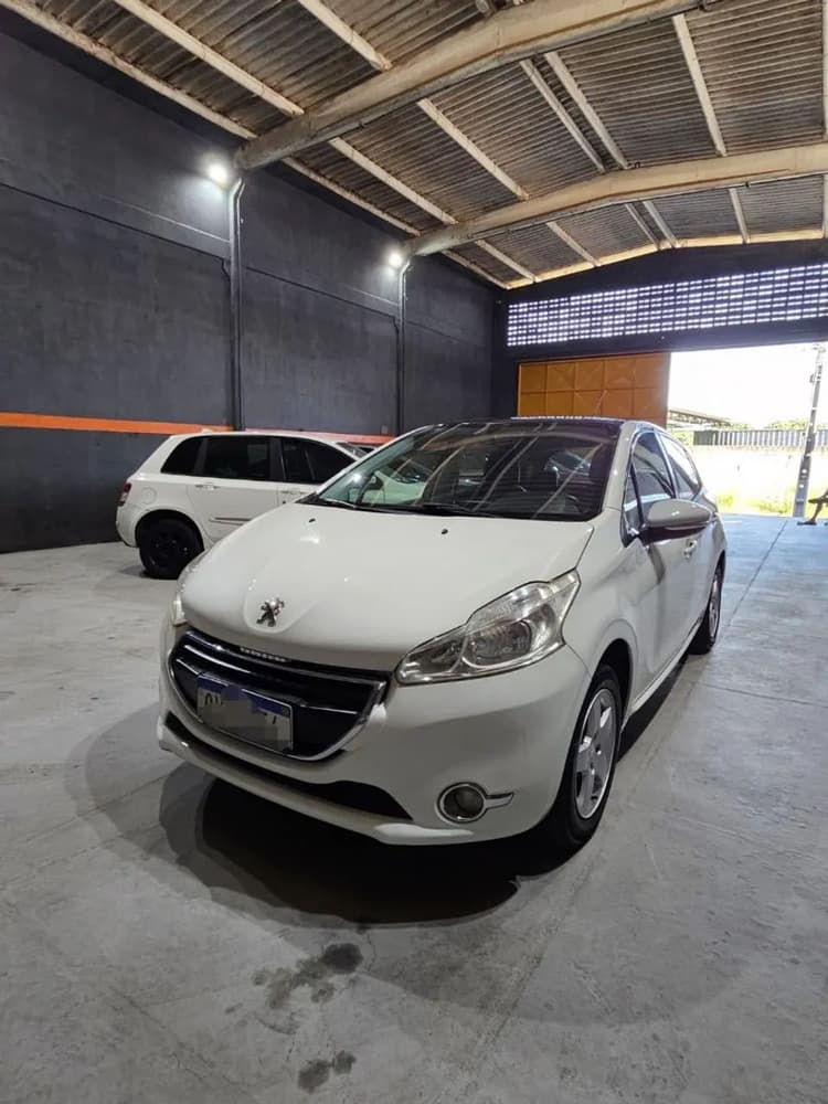 Peugeot 208 Active/active Pack 1.5 Flex 8V 5P 2014