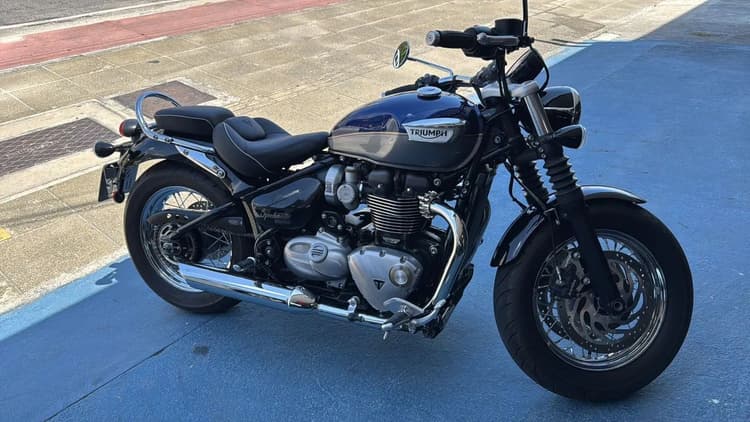 Triumph espeedmaster 1200cc