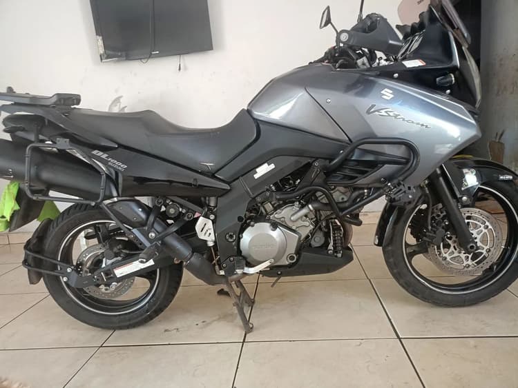 Vendo Suzuki vstrom1000