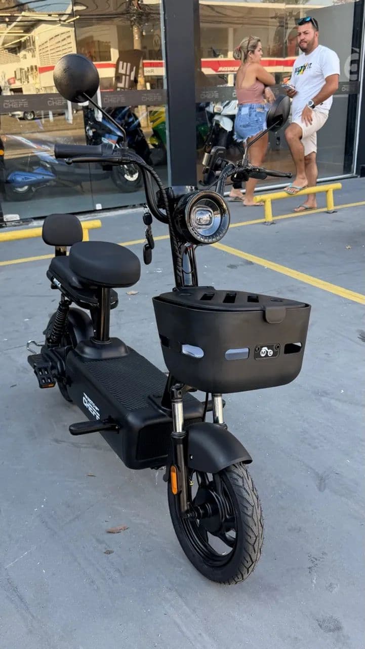 Moto chefe Pitica nova