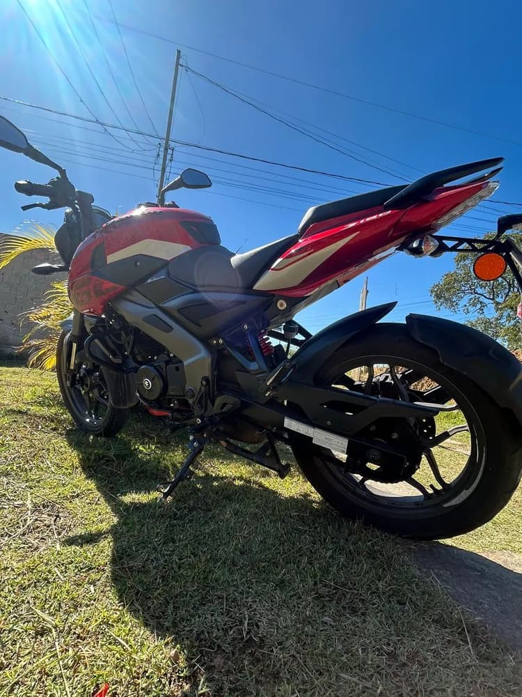 Moto 160 bajaj 