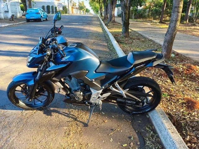 CB 300 TWISTER ABS 25/25
