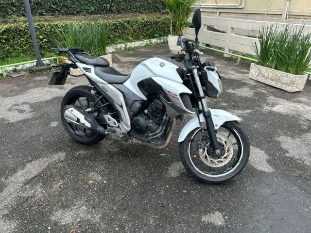 FZ25 2018