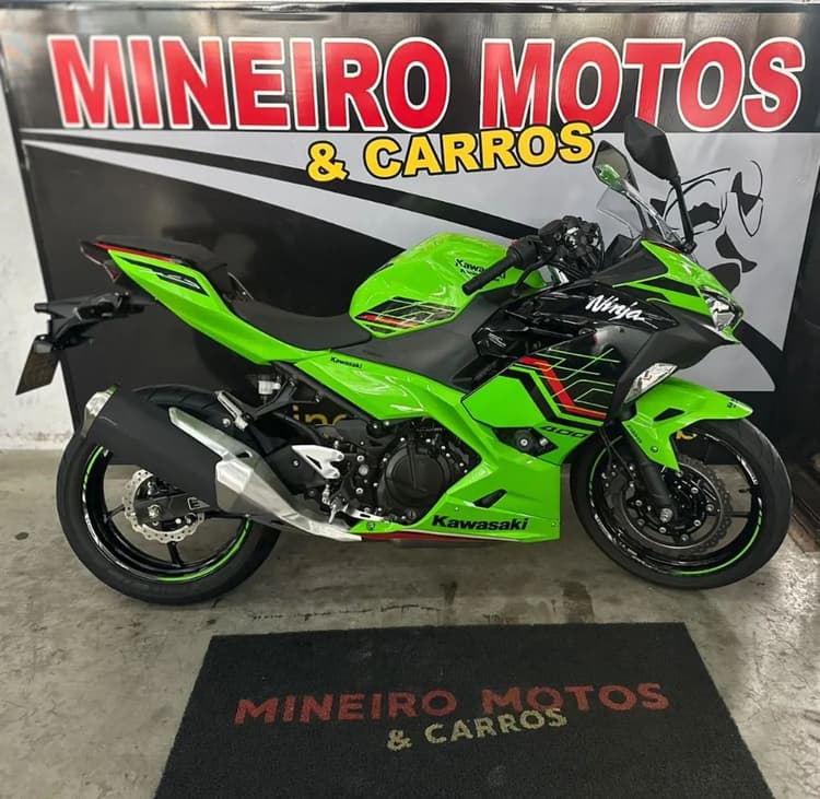 NINJA 400