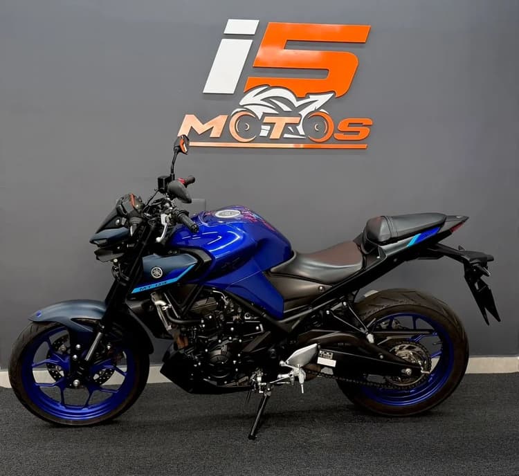 YAMAHA MT-03