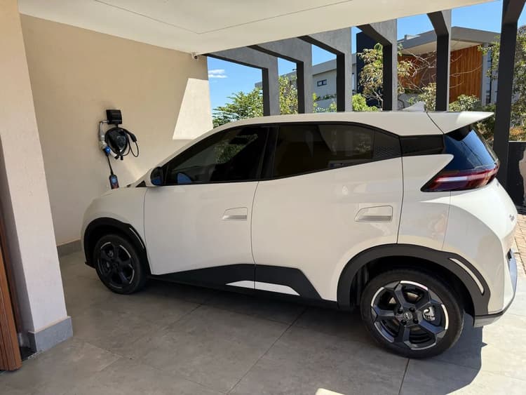 BYD Dolphin Mini (Elétrico) 2025