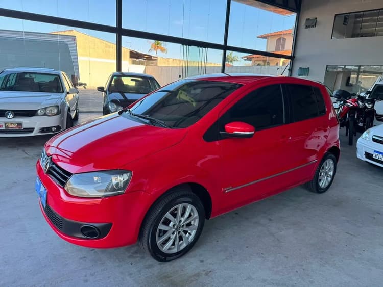 Volkswagen Fox 1.6 MI Total Flex 8V 5P 2013