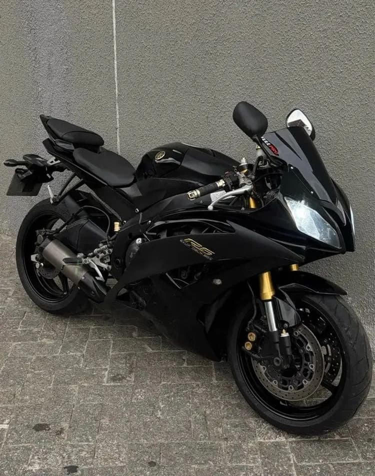 Yamaha R6 600