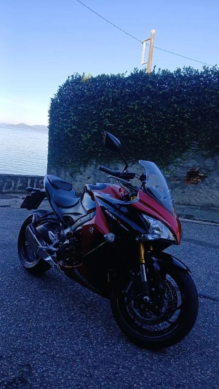 SUZUKI GSX S1000F raridade 