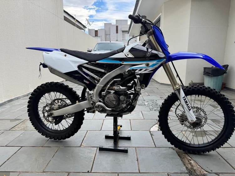 YZF 250